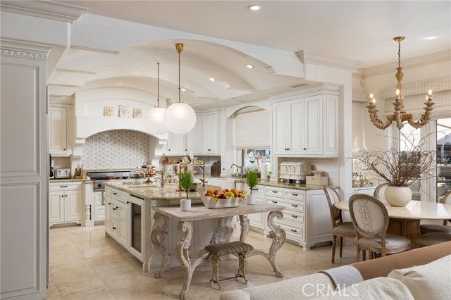 16111 Santa Barbara Lane, Huntington Beach, CA 92649