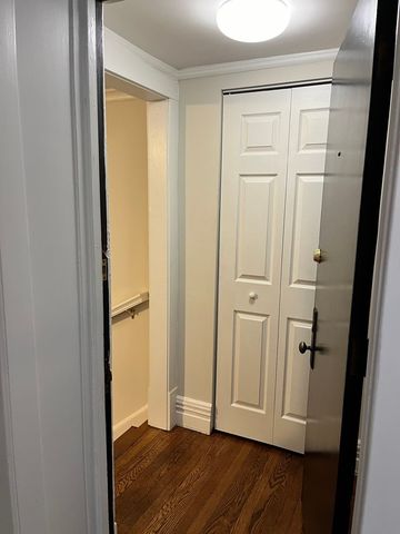 621 Washington Boulevard G, Oak Park, IL 60302