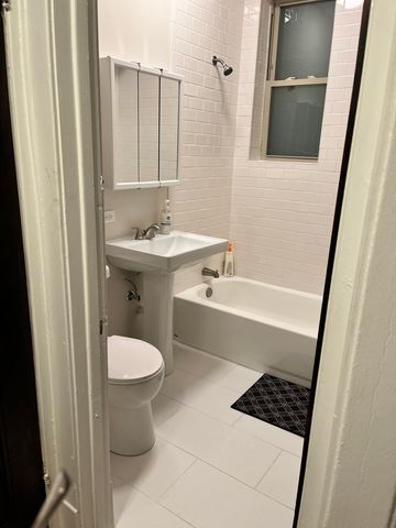 621 Washington Boulevard G, Oak Park, IL 60302