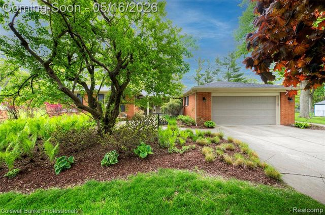 3540 Tothill Drive, Troy, MI 48084