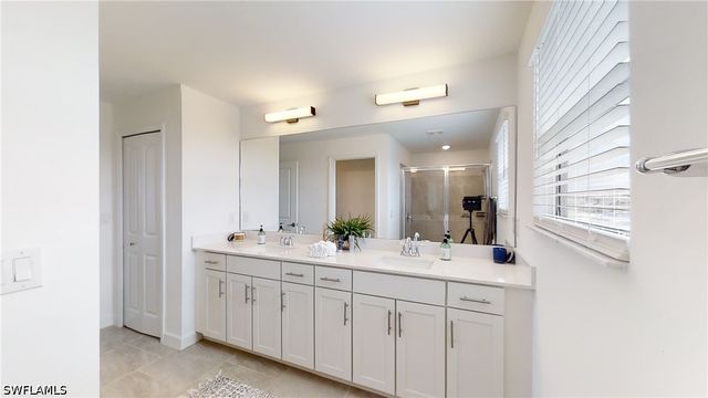 18302 Ridgeline DR, Estero, FL 33928