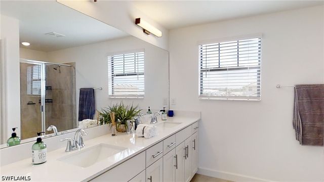 18302 Ridgeline DR, Estero, FL 33928