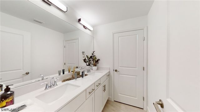18302 Ridgeline DR, Estero, FL 33928