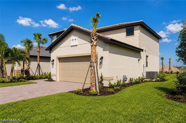 18302 Ridgeline DR, Estero, FL 33928