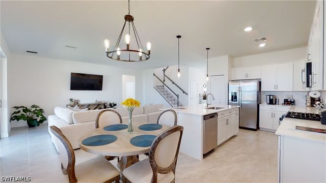 18302 Ridgeline DR, Estero, FL 33928