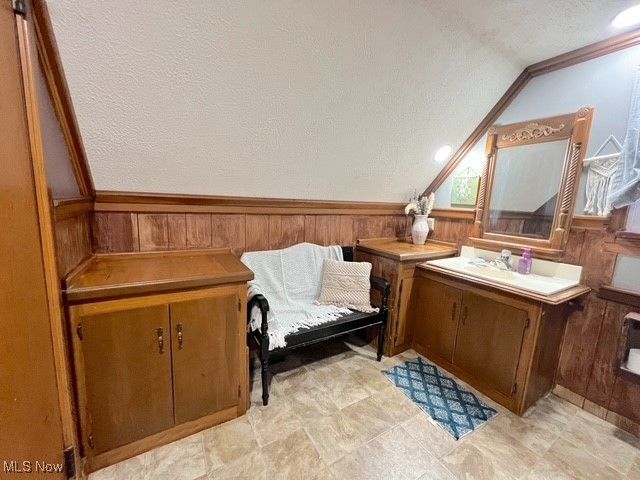 3369 Tabor Ridge Road NE, Mineral City, OH 44656