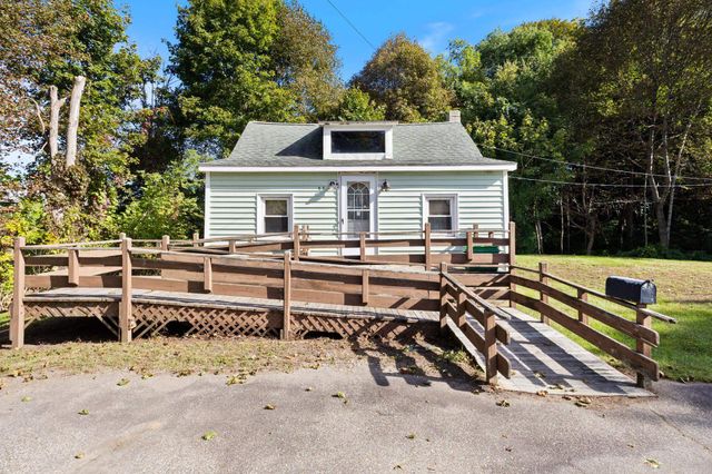 374 Kearsarge Way, Portsmouth, NH 03801