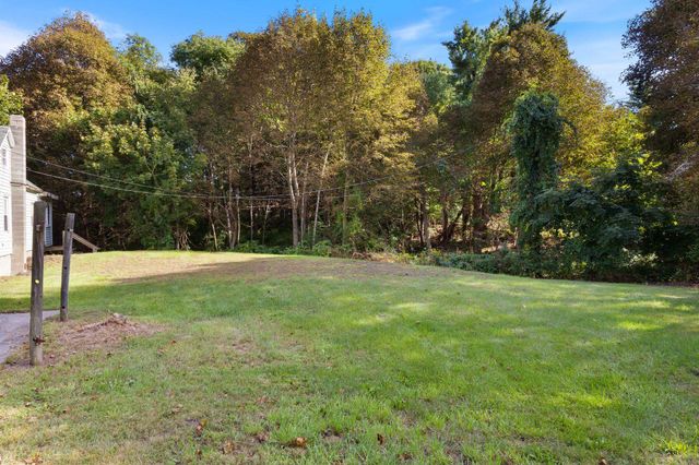 374 Kearsarge Way, Portsmouth, NH 03801