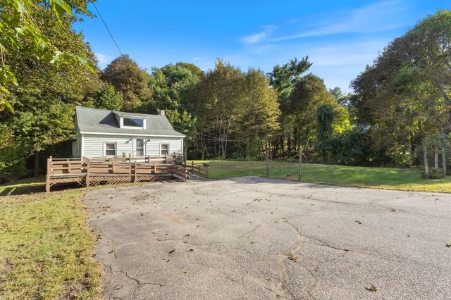 374 Kearsarge Way, Portsmouth, NH 03801