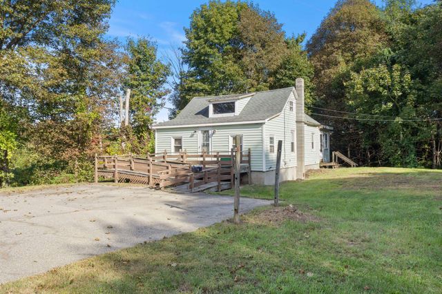374 Kearsarge Way, Portsmouth, NH 03801