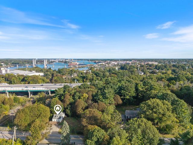 374 Kearsarge Way, Portsmouth, NH 03801