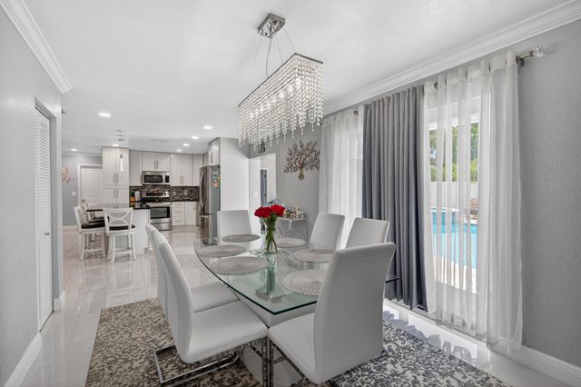 650 NW 38th Place, Deerfield Beach, FL 33064