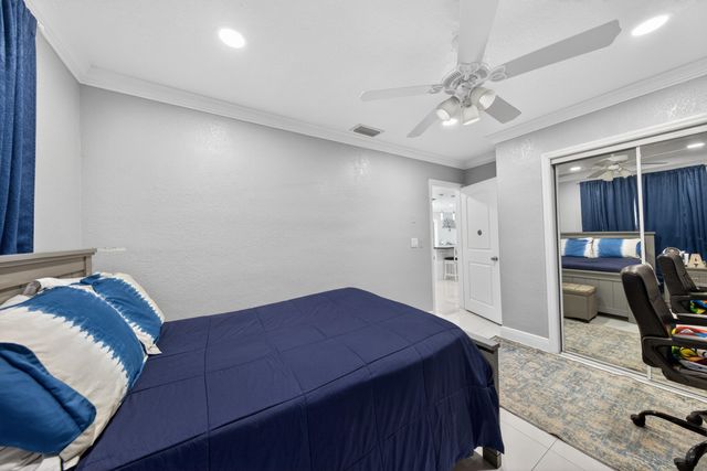 650 NW 38th Place, Deerfield Beach, FL 33064