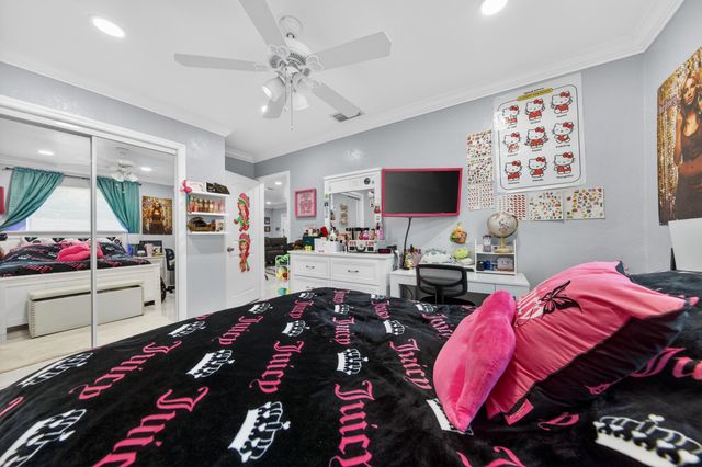 650 NW 38th Place, Deerfield Beach, FL 33064