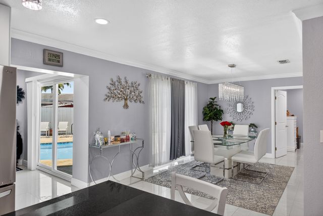 650 NW 38th Place, Deerfield Beach, FL 33064