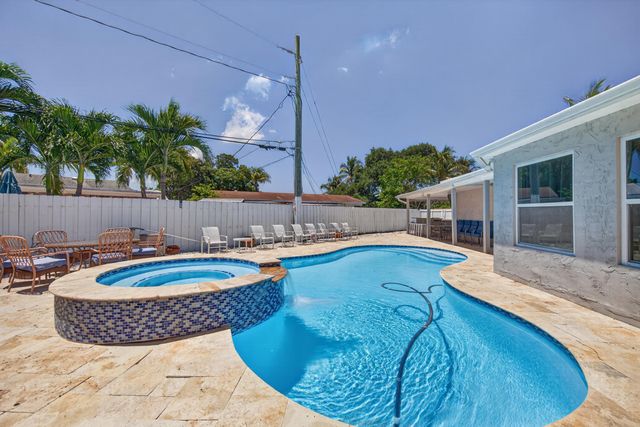 650 NW 38th Place, Deerfield Beach, FL 33064