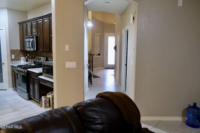 3165 Destiny Point Drive, El Paso, TX 79938