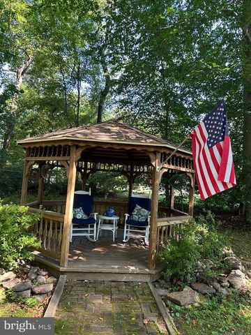 3555 NORTHVIEW LN, Doylestown, PA 18902