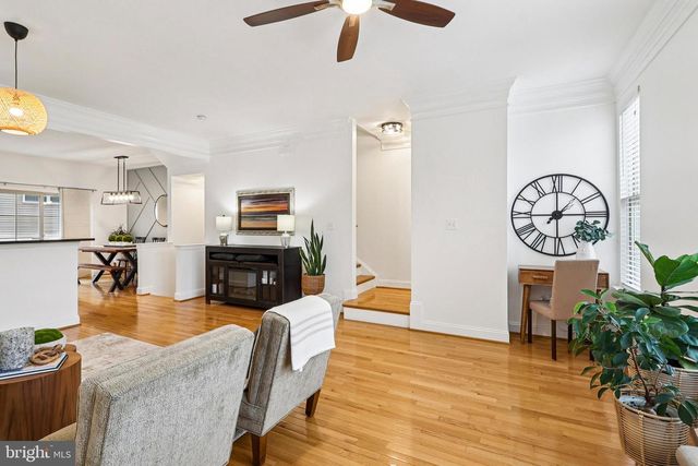 4505 POTOMAC HIGHLANDS CIR, Triangle, VA 22172