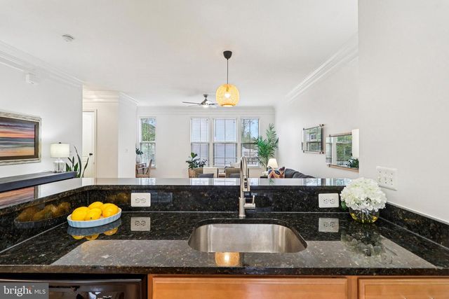 4505 POTOMAC HIGHLANDS CIR, Triangle, VA 22172