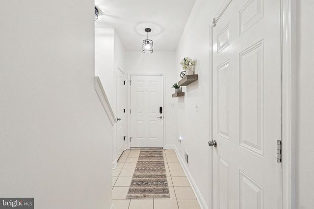 4505 POTOMAC HIGHLANDS CIR, Triangle, VA 22172