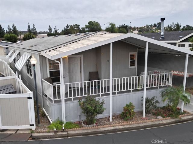 1001 S Hale Avenue 13, Escondido, CA 92029