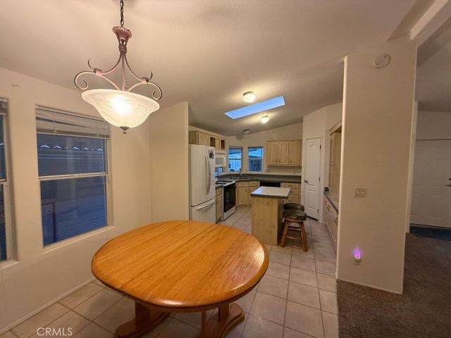 1001 S Hale Avenue 13, Escondido, CA 92029