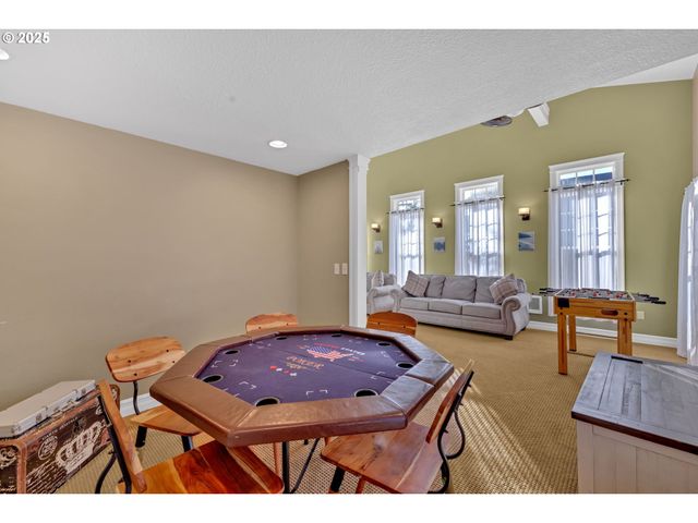 1340 Nw 15TH St, Lincoln City, OR 97367