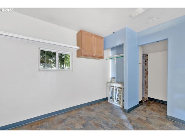 1340 Nw 15TH St, Lincoln City, OR 97367