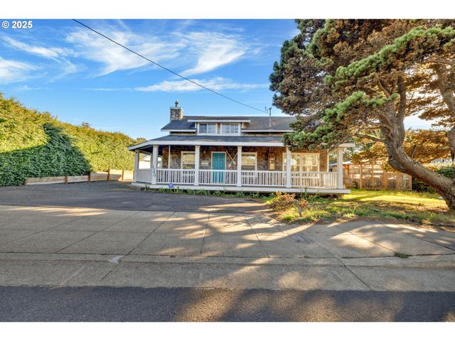 1340 Nw 15TH St, Lincoln City, OR 97367