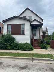 144 154th Place, Calumet City, IL 60409