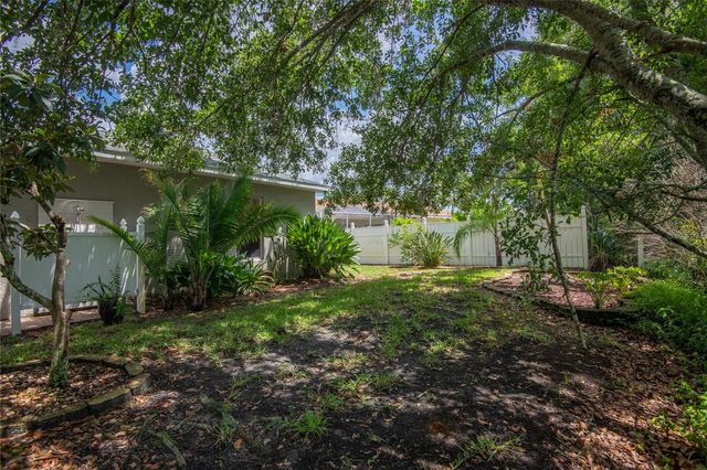 21629 SILVER BAY PLACE, Land O Lakes, FL 34637