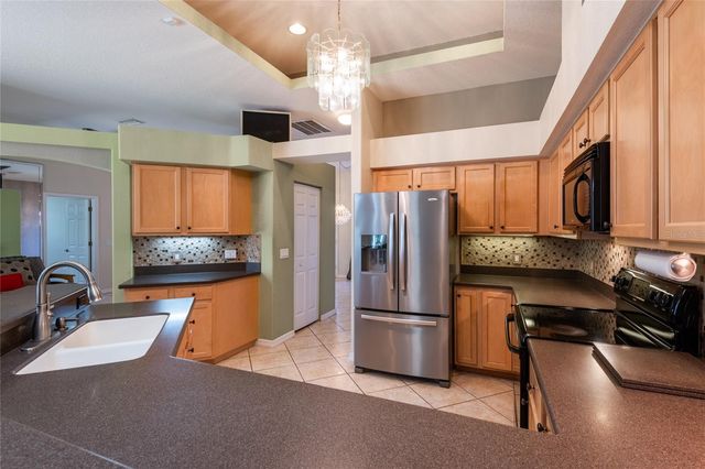 21629 SILVER BAY PLACE, Land O Lakes, FL 34637