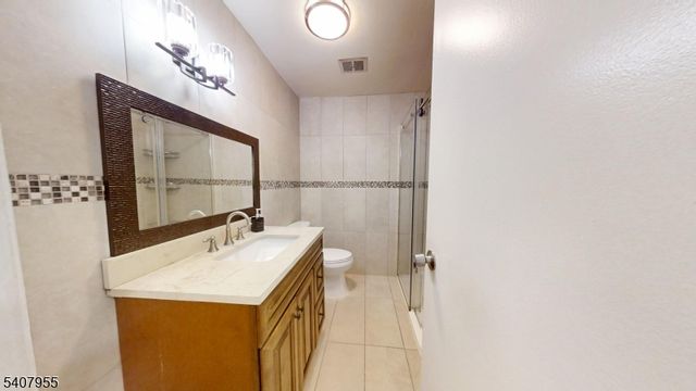 180 Highland Ave 5A, Clifton City, NJ 07011