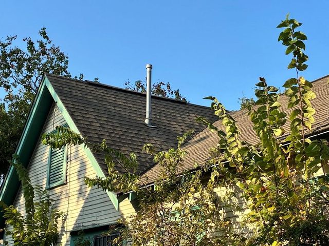 305 Eastwood Street, Houston, TX 77011