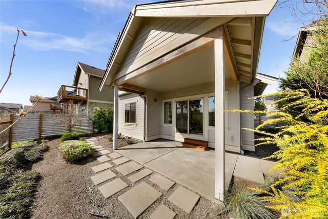 635 Springside Lane, Bellingham, WA 98226