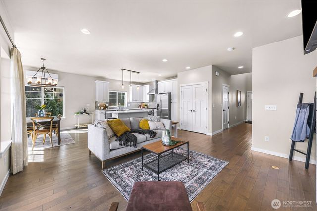 635 Springside Lane, Bellingham, WA 98226