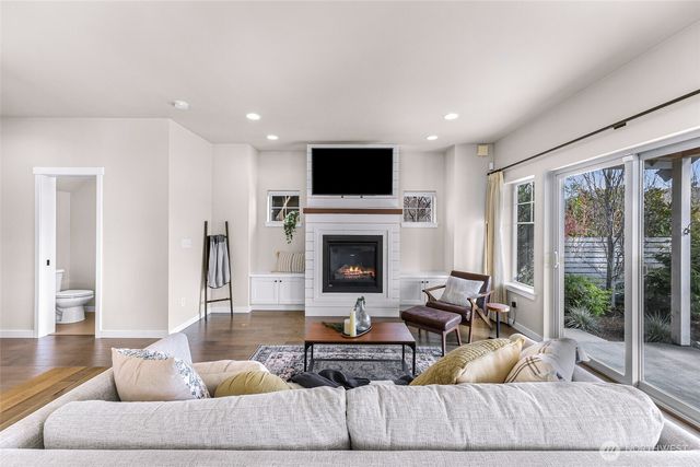 635 Springside Lane, Bellingham, WA 98226