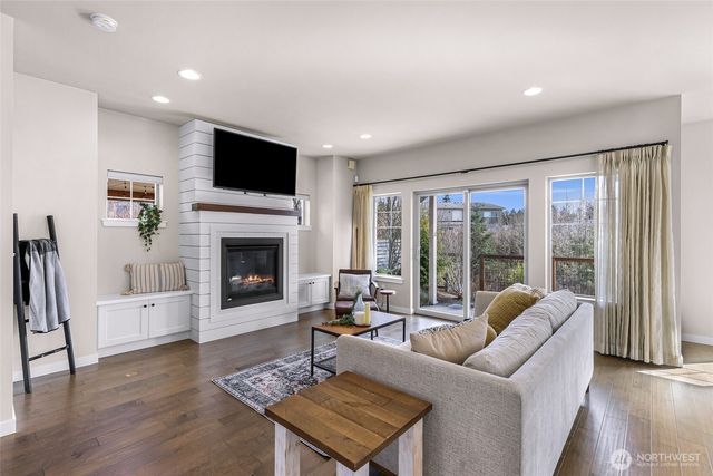 635 Springside Lane, Bellingham, WA 98226