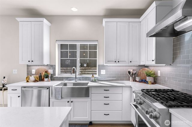 635 Springside Lane, Bellingham, WA 98226