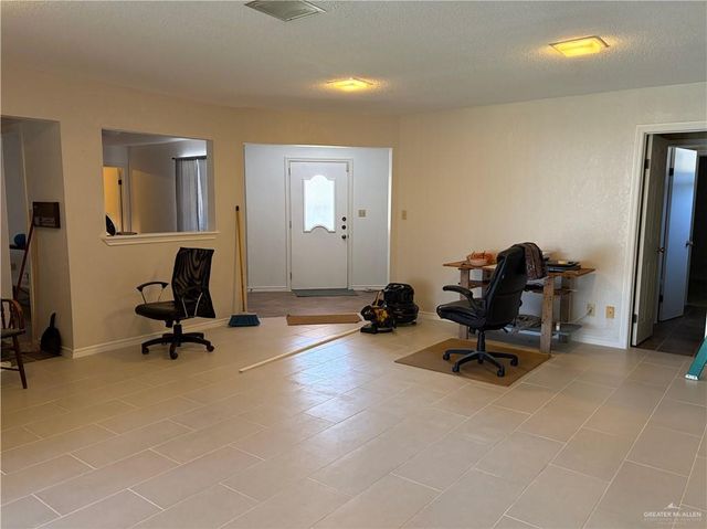 901 Dallas Avenue 5, Mcallen, TX 78501