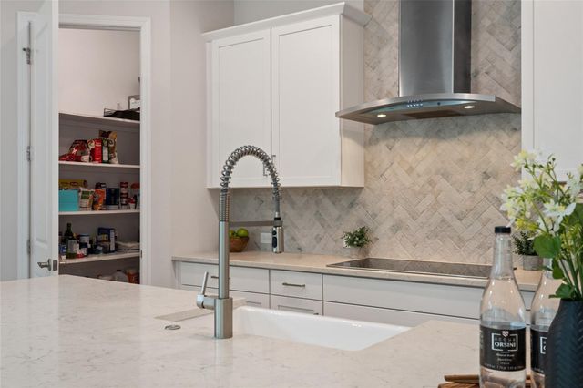 14430 HAROCHE AVENUE, Orlando, FL 32827