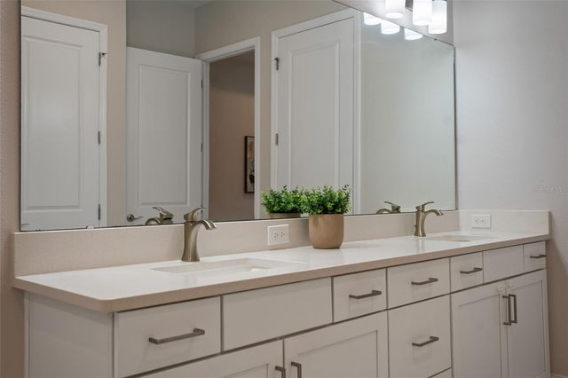 14430 HAROCHE AVENUE, Orlando, FL 32827