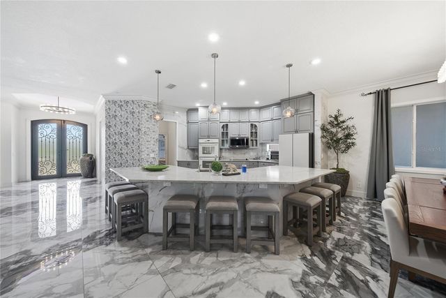 8286 N 97TH N ST, Seminole, FL 33777