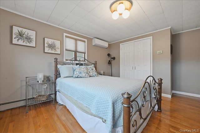 2962 Higgins Street, Oceanside, NY 11572