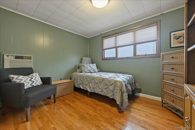 2962 Higgins Street, Oceanside, NY 11572