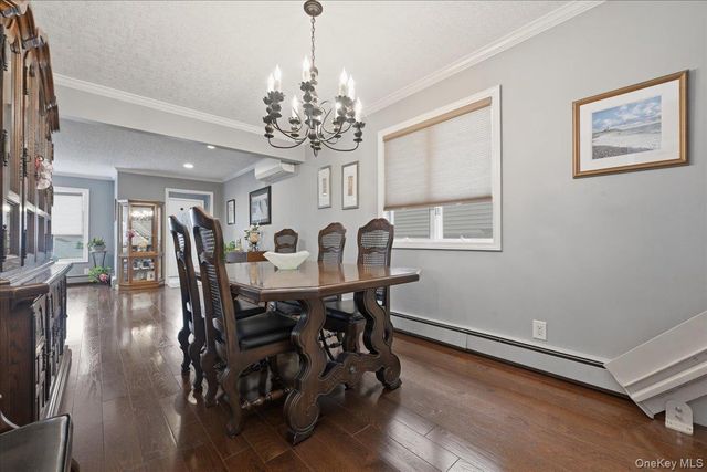 2962 Higgins Street, Oceanside, NY 11572