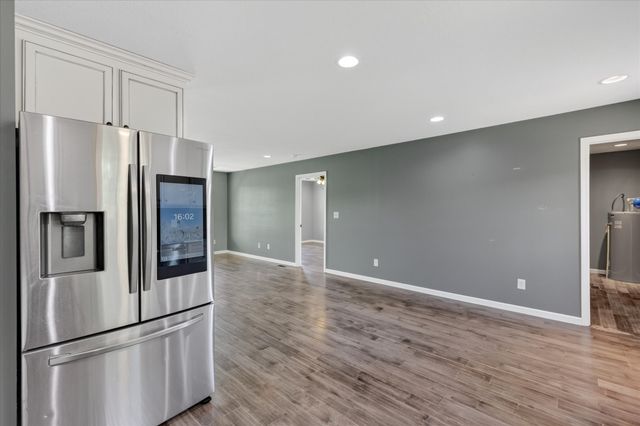 171 High Point Rd, Erin, TN 37061