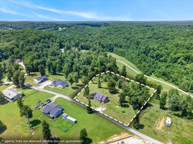 171 High Point Rd, Erin, TN 37061