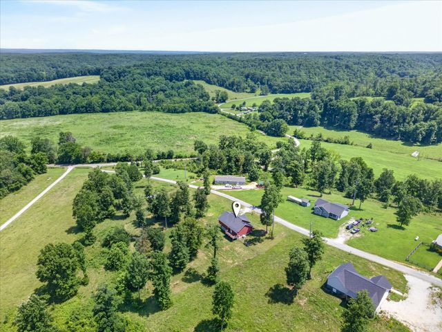 171 High Point Rd, Erin, TN 37061